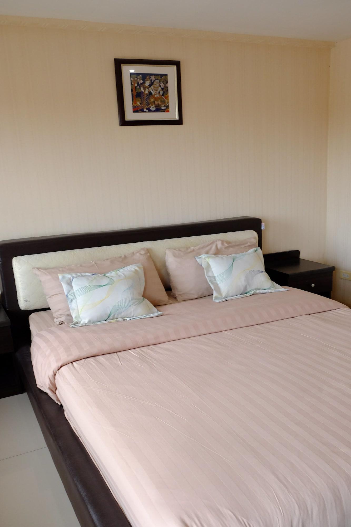 Banchang Apartment And Hotel Rayong Esterno foto