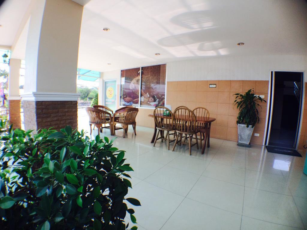 Banchang Apartment And Hotel Rayong Esterno foto